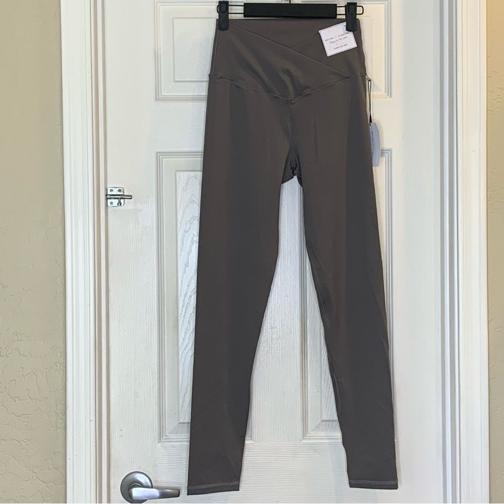 Better Together Crossover Waist Gray Leggings Size Medium